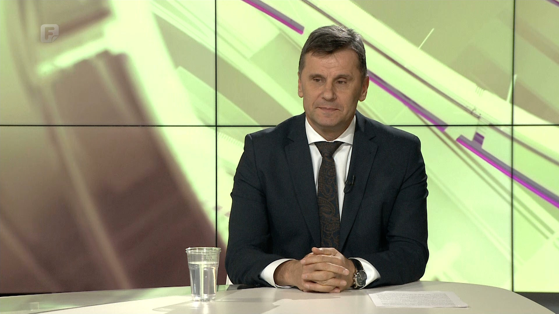Novalić: Penzije i plate će rasti, a cijena struje neće uzrokovati probleme